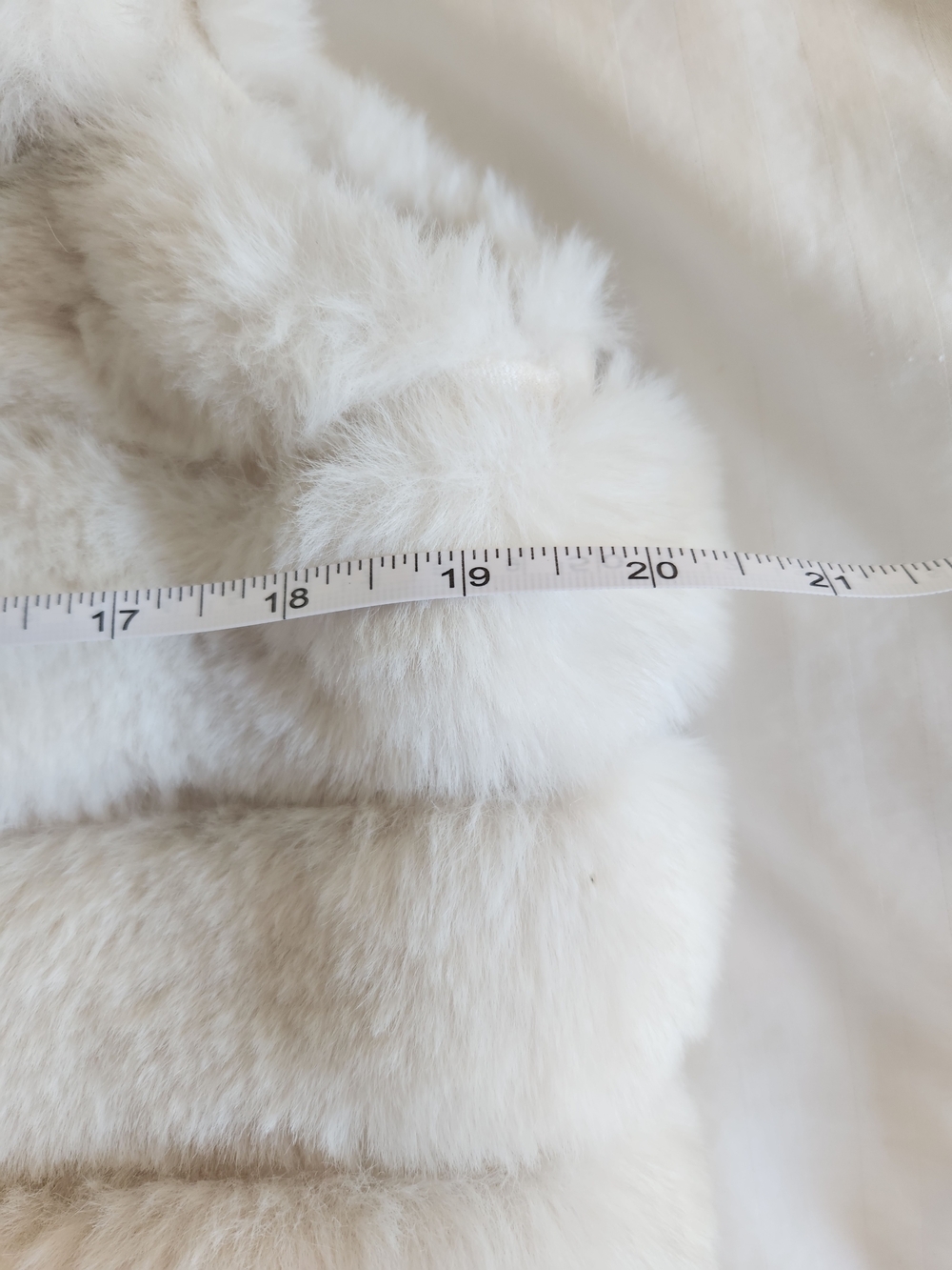 Michael Kors Cream Hooded Faux Fur Vest with Gold Chain Detail - Picture 8 of 10